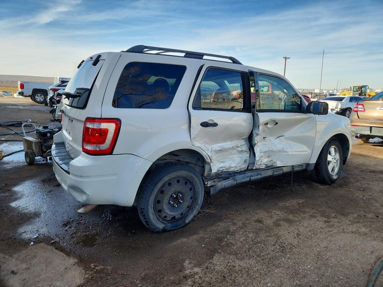 2010 FORD ESCAPE