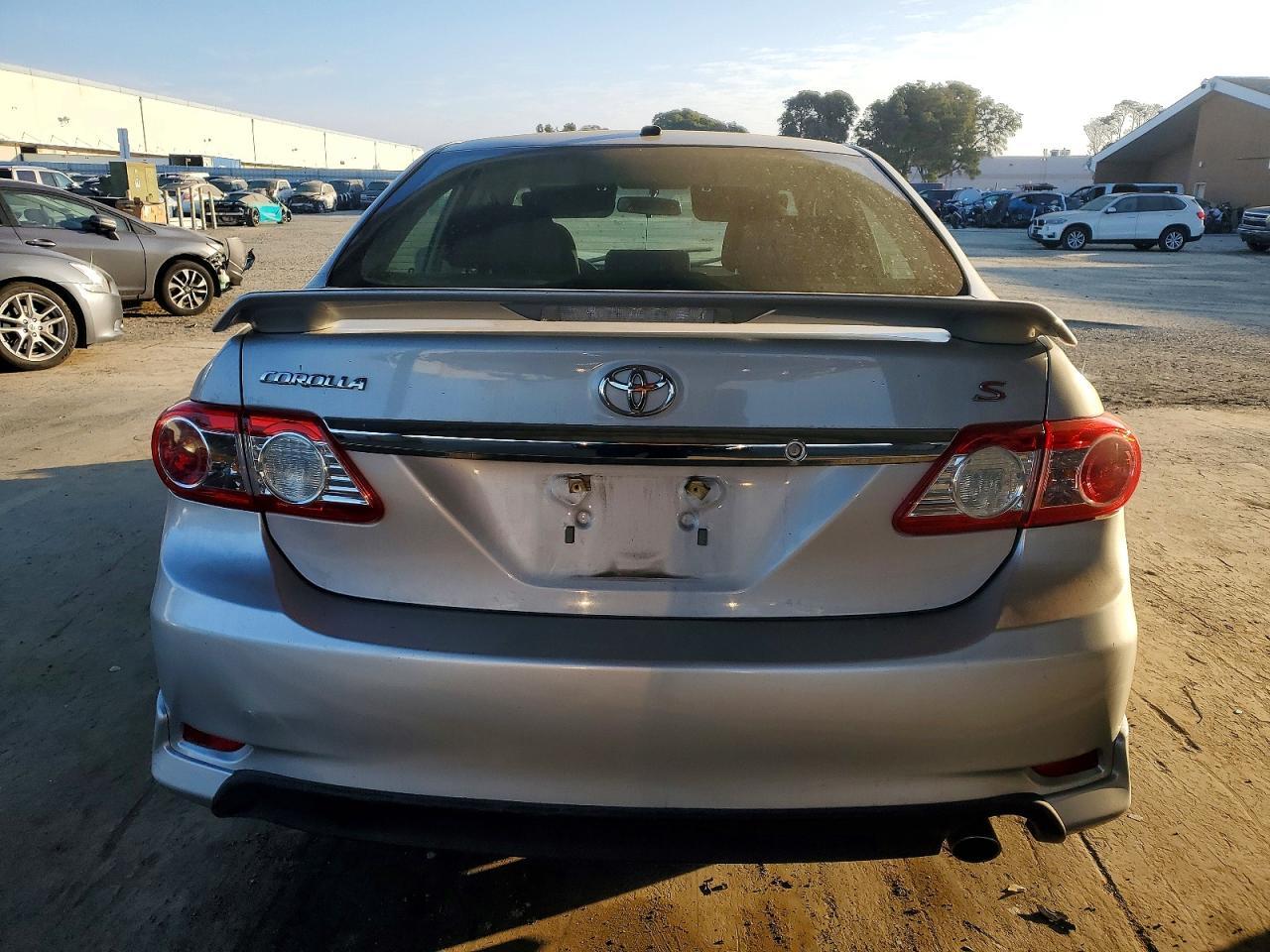 2011 TOYOTA COROLLA