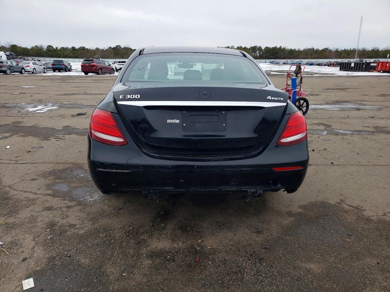 2017 MERCEDES-BENZ E-Class