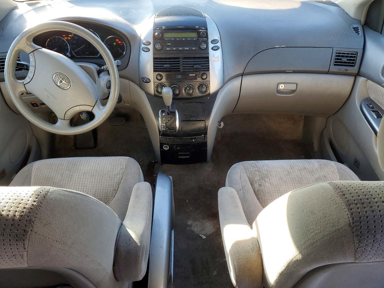 2007 TOYOTA SIENNA