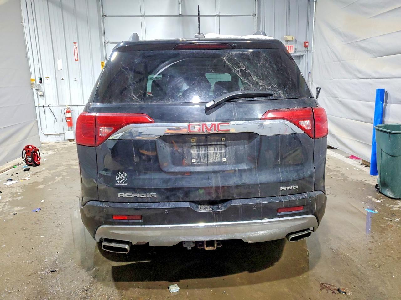 2017 GMC ACADIA