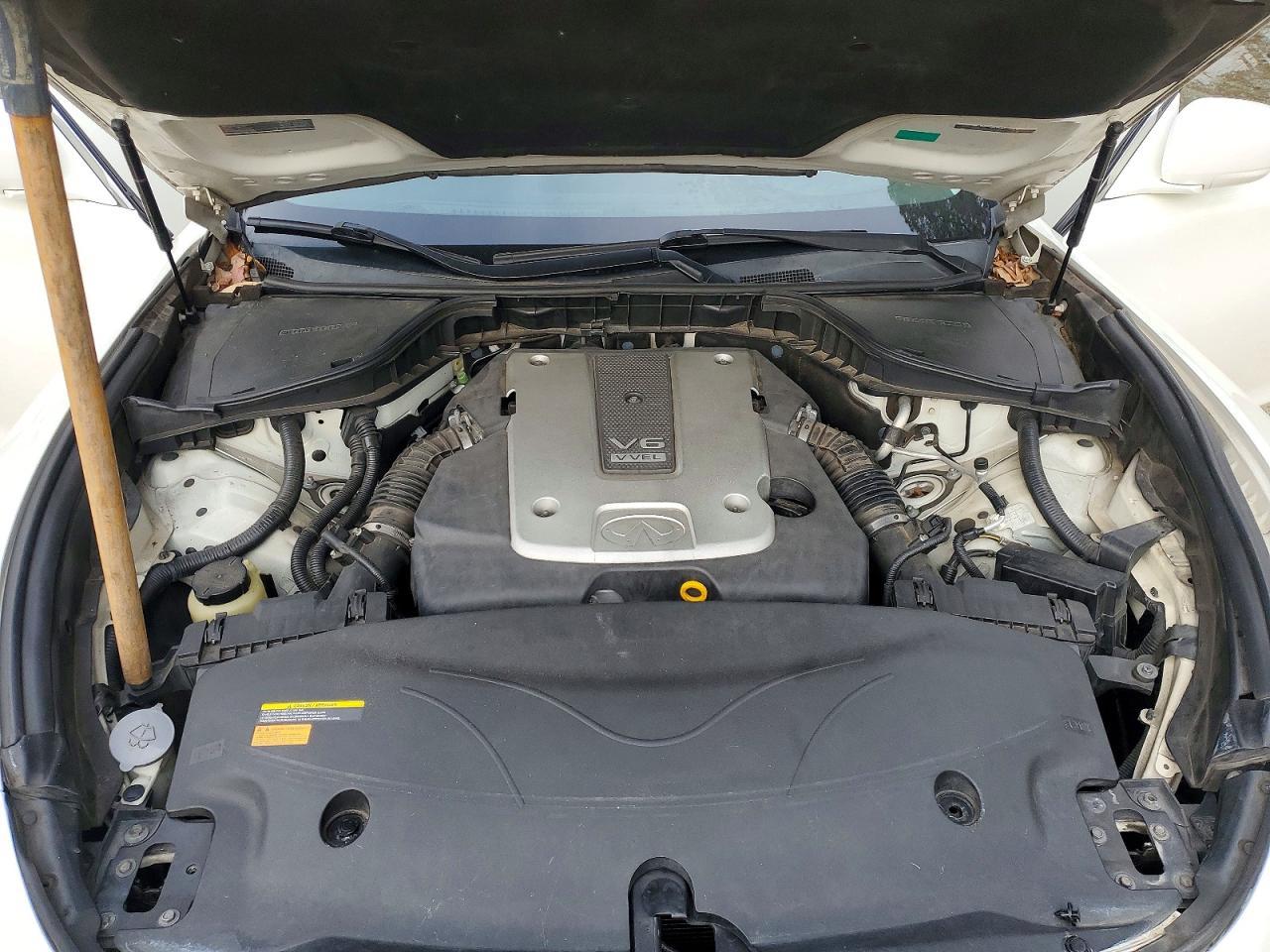 2012 INFINITI M37