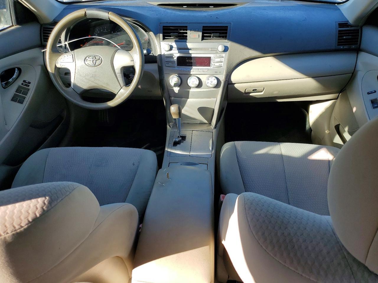 2011 TOYOTA CAMRY