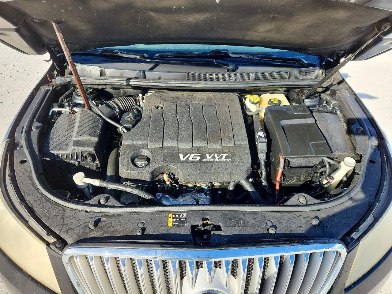 2011 BUICK LACROSSE