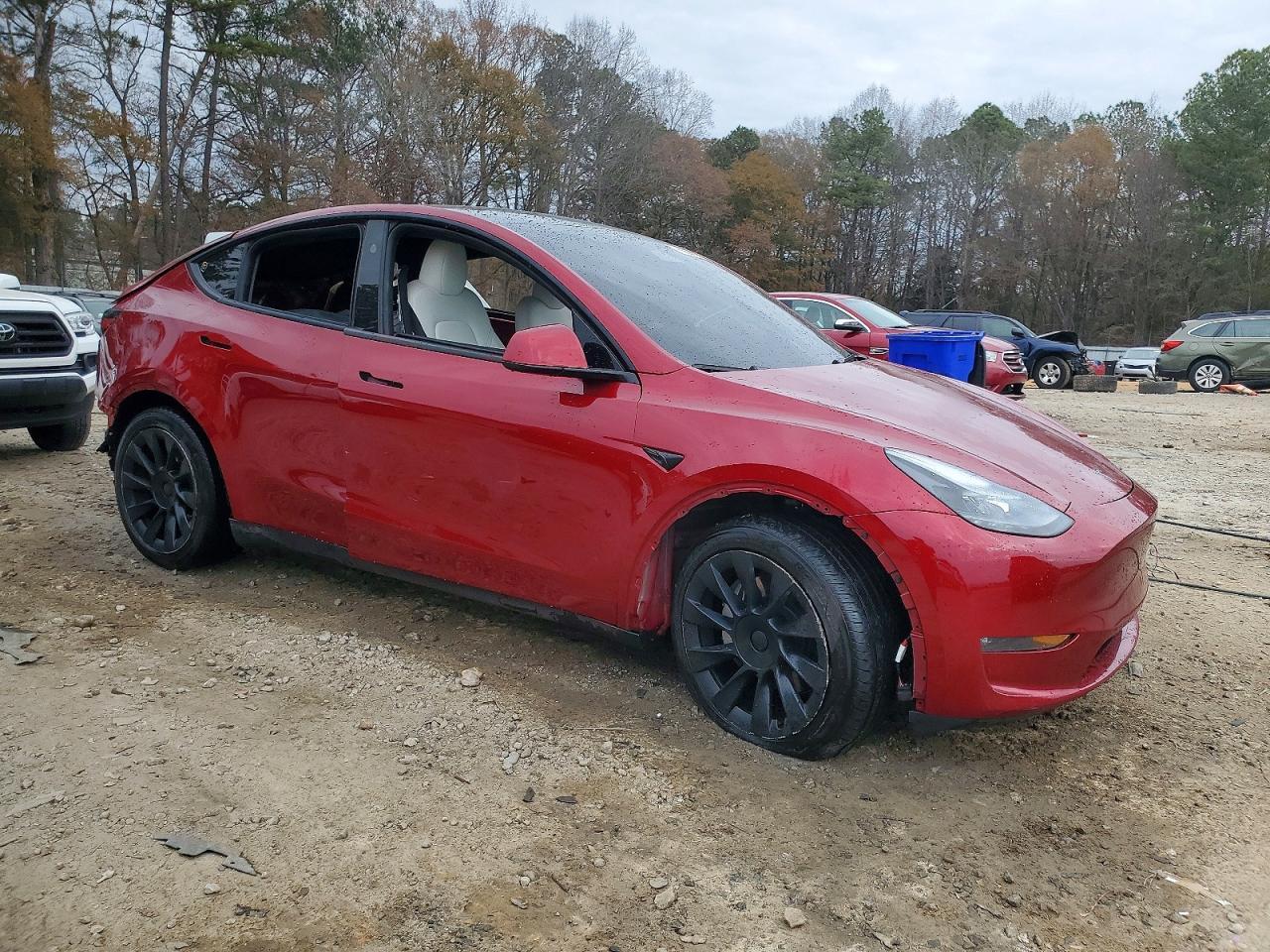 2024 TESLA MODEL Y
