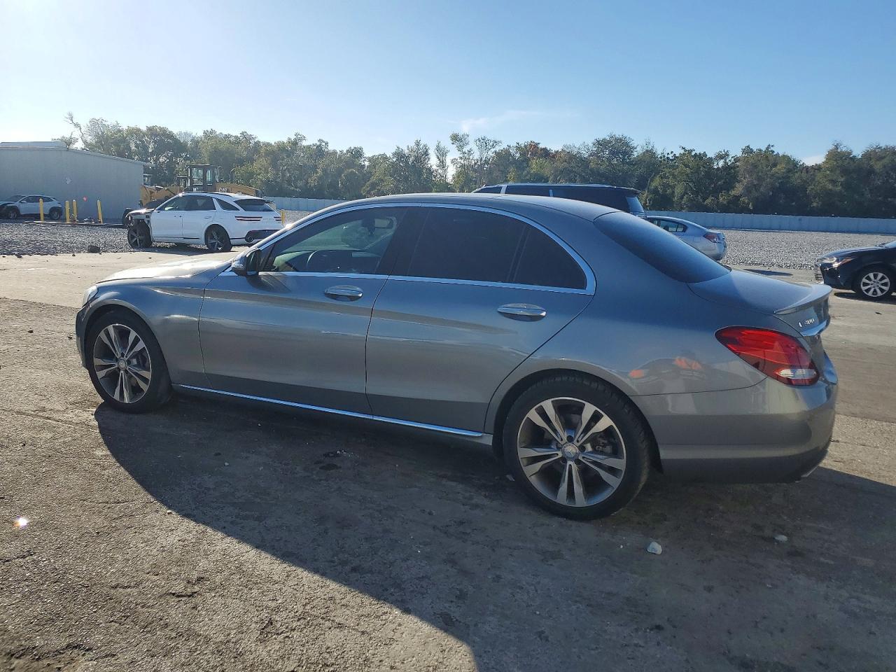2016 MERCEDES-BENZ C-CLASS