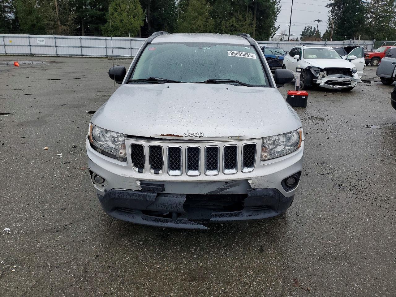 2013 JEEP Compass