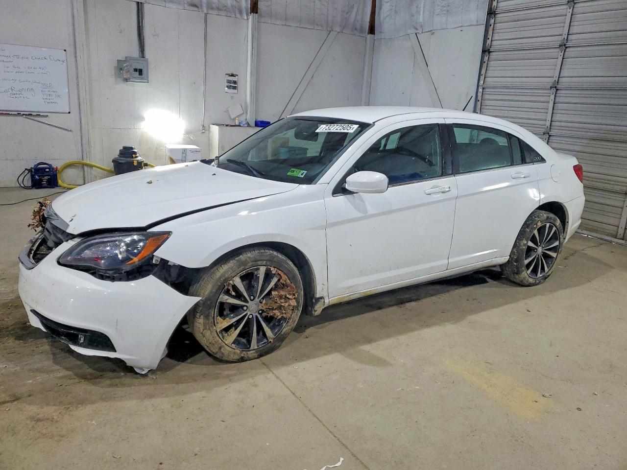 2012 CHRYSLER 200