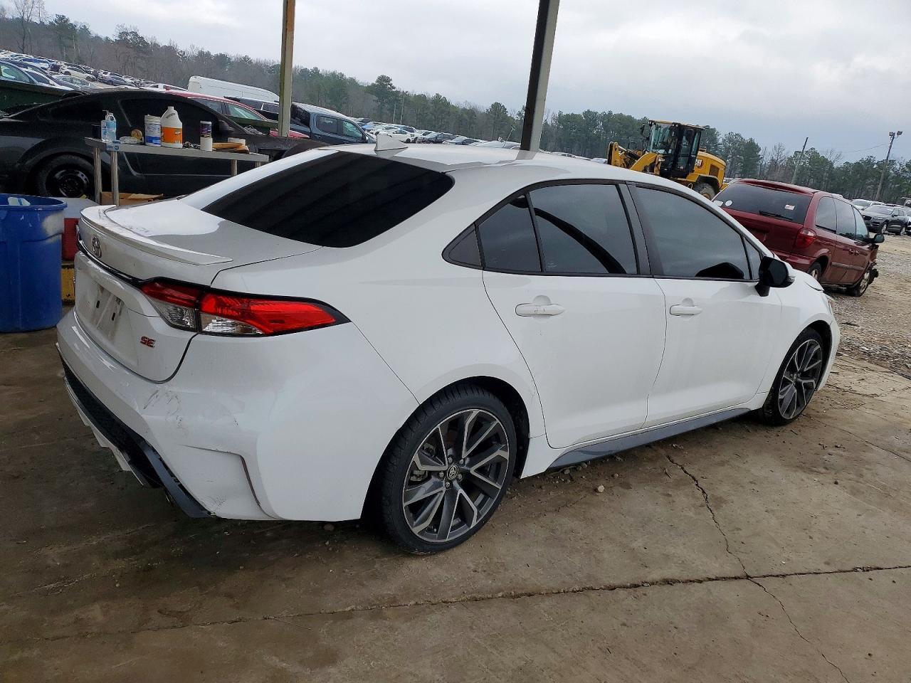 2022 TOYOTA COROLLA