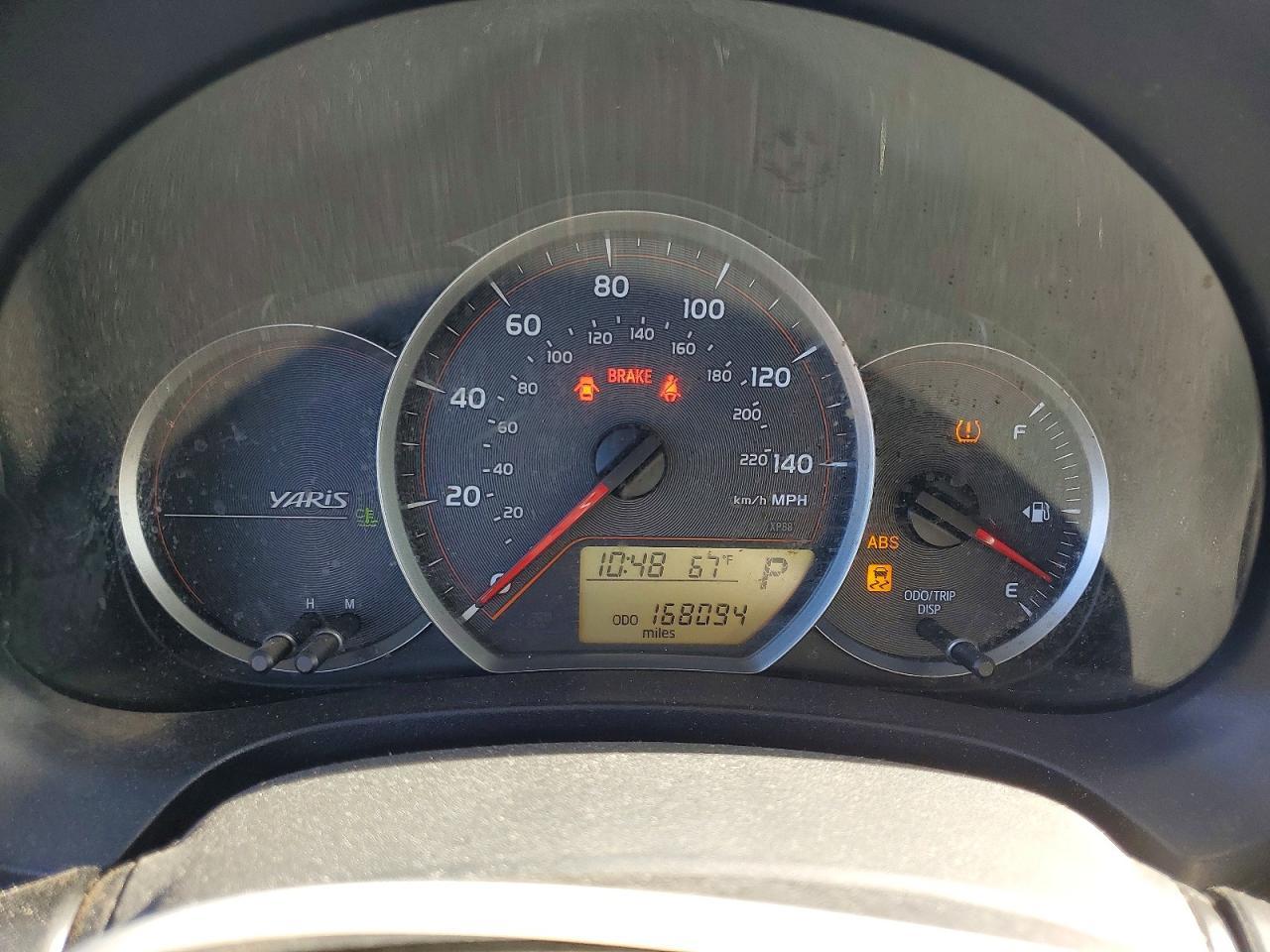 2013 TOYOTA YARIS