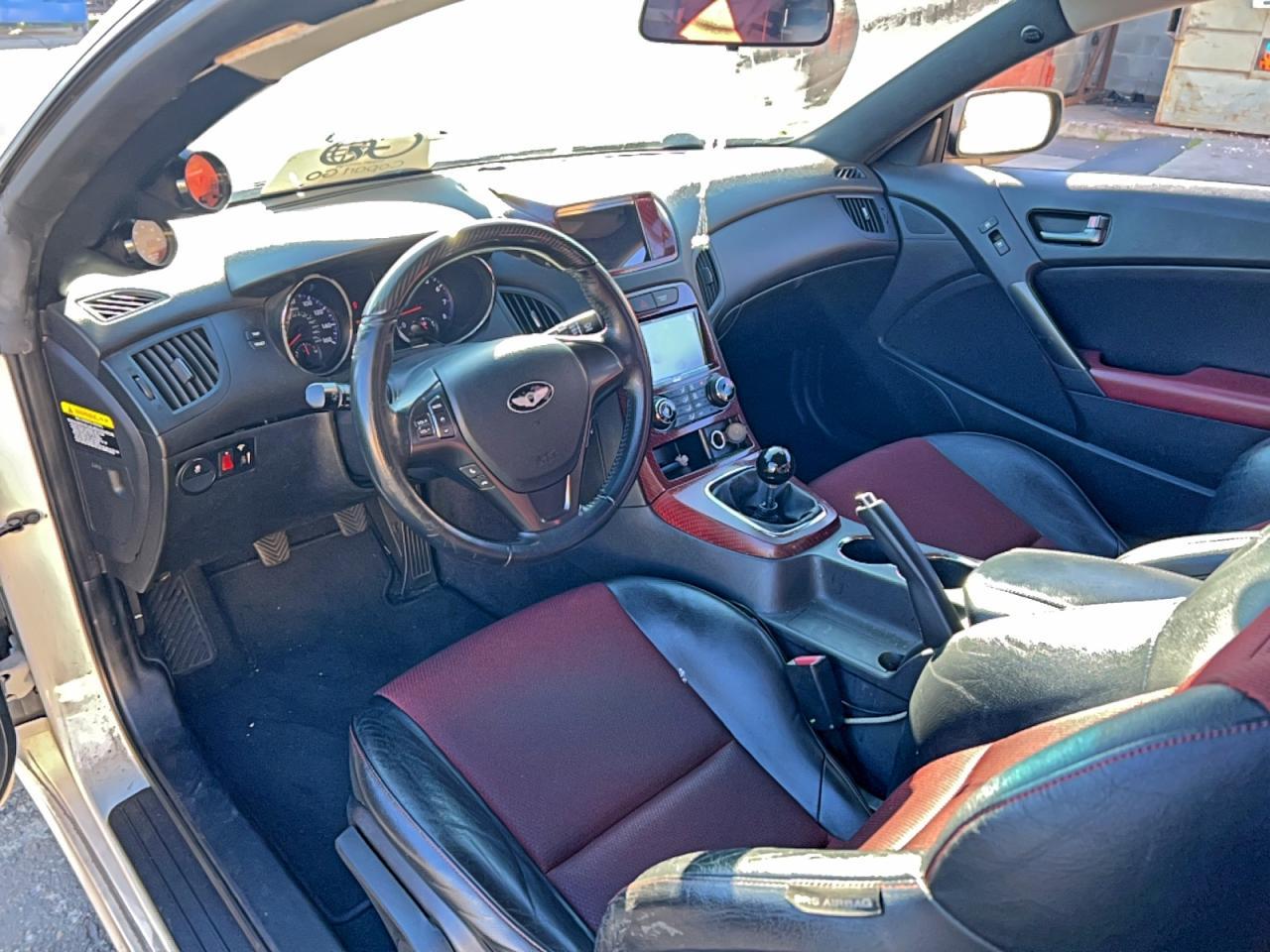 2011 HYUNDAI GENESIS