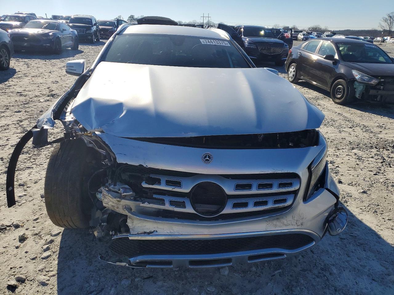2019 MERCEDES-BENZ GLA-Class