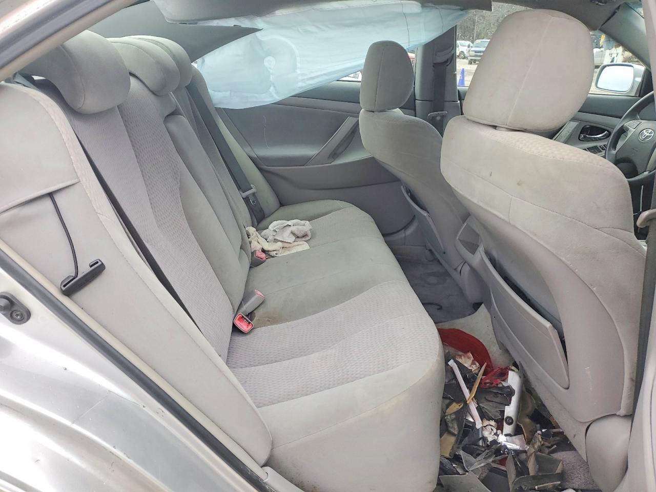 2011 TOYOTA CAMRY