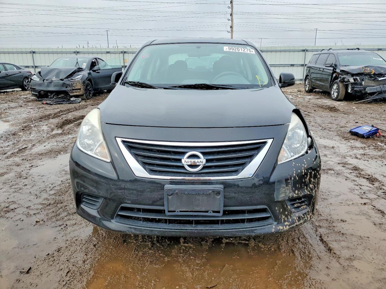 2012 NISSAN VERSA