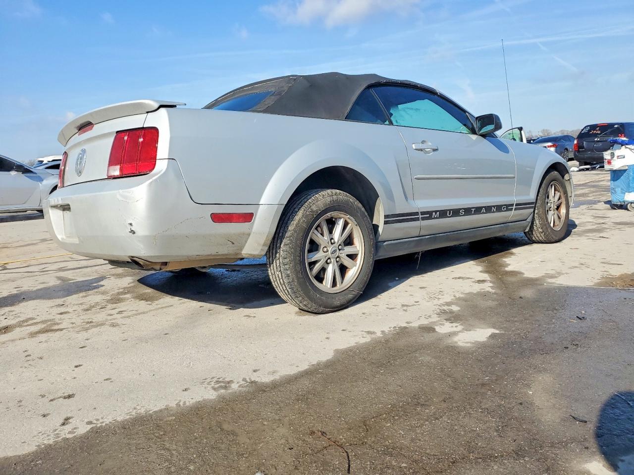 2007 FORD MUSTANG
