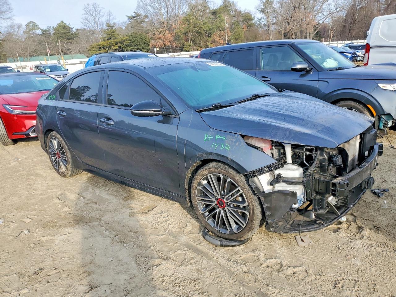2023 KIA FORTE