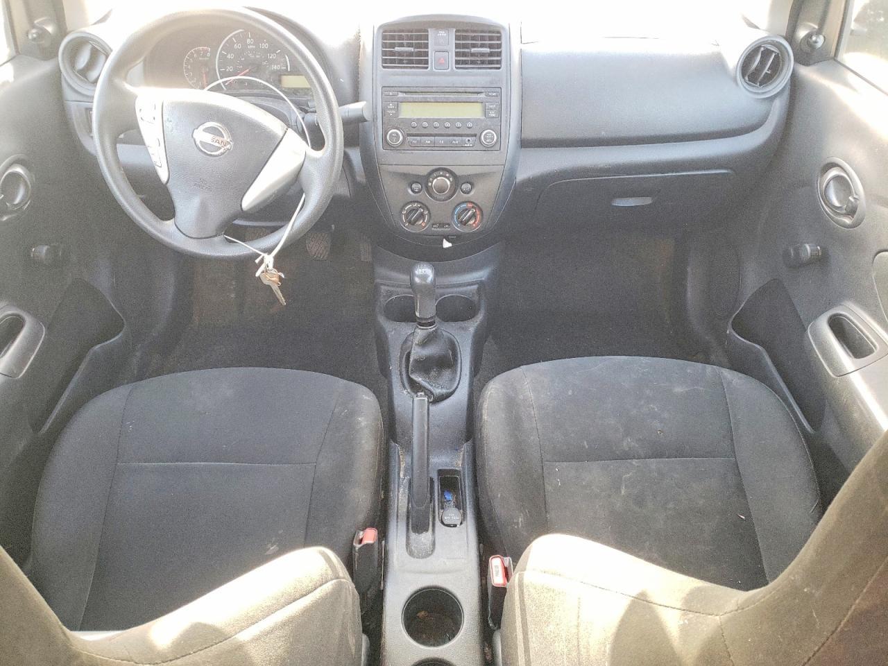 2015 NISSAN VERSA