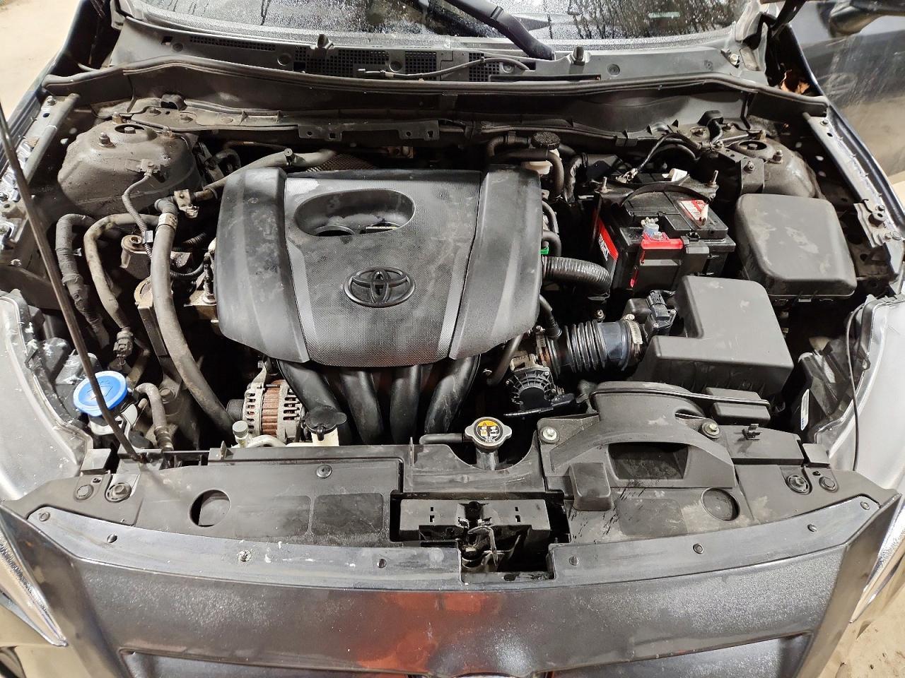 2016 TOYOTA YARIS