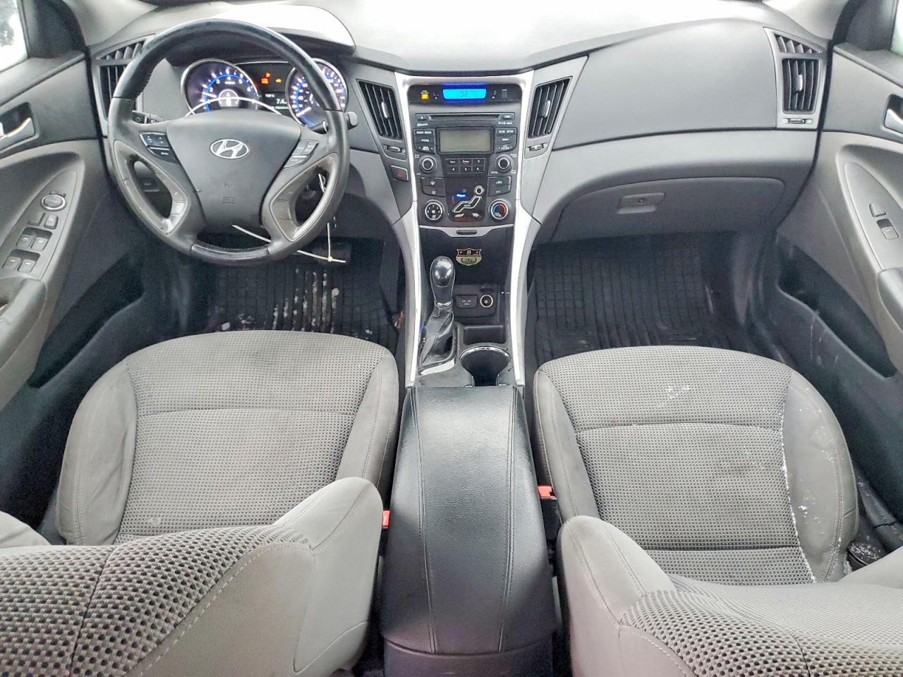 2012 HYUNDAI SONATA