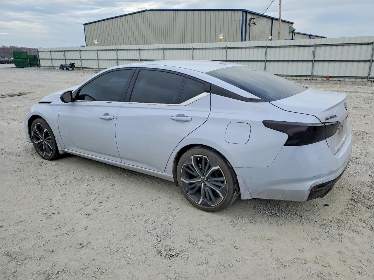 2024 NISSAN ALTIMA