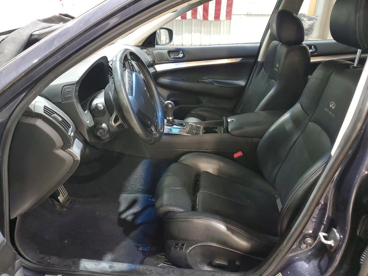 2012 INFINITI G37
