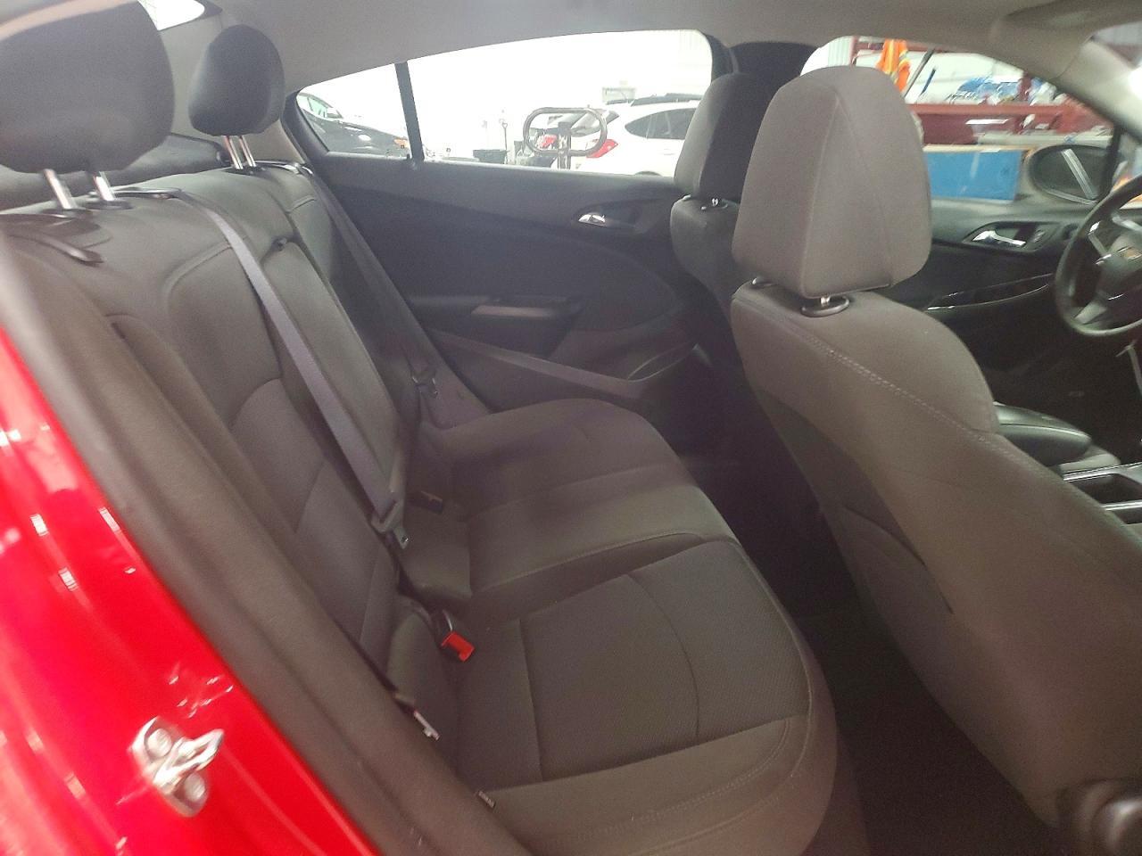 2017 CHEVROLET CRUZE