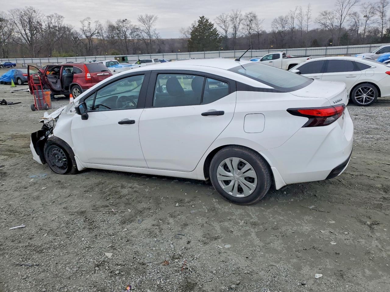 2022 NISSAN VERSA