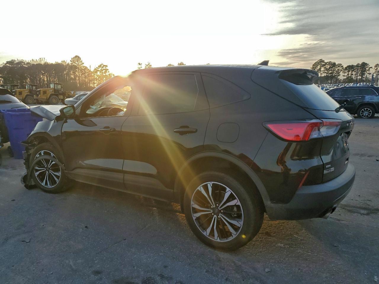 2021 FORD ESCAPE