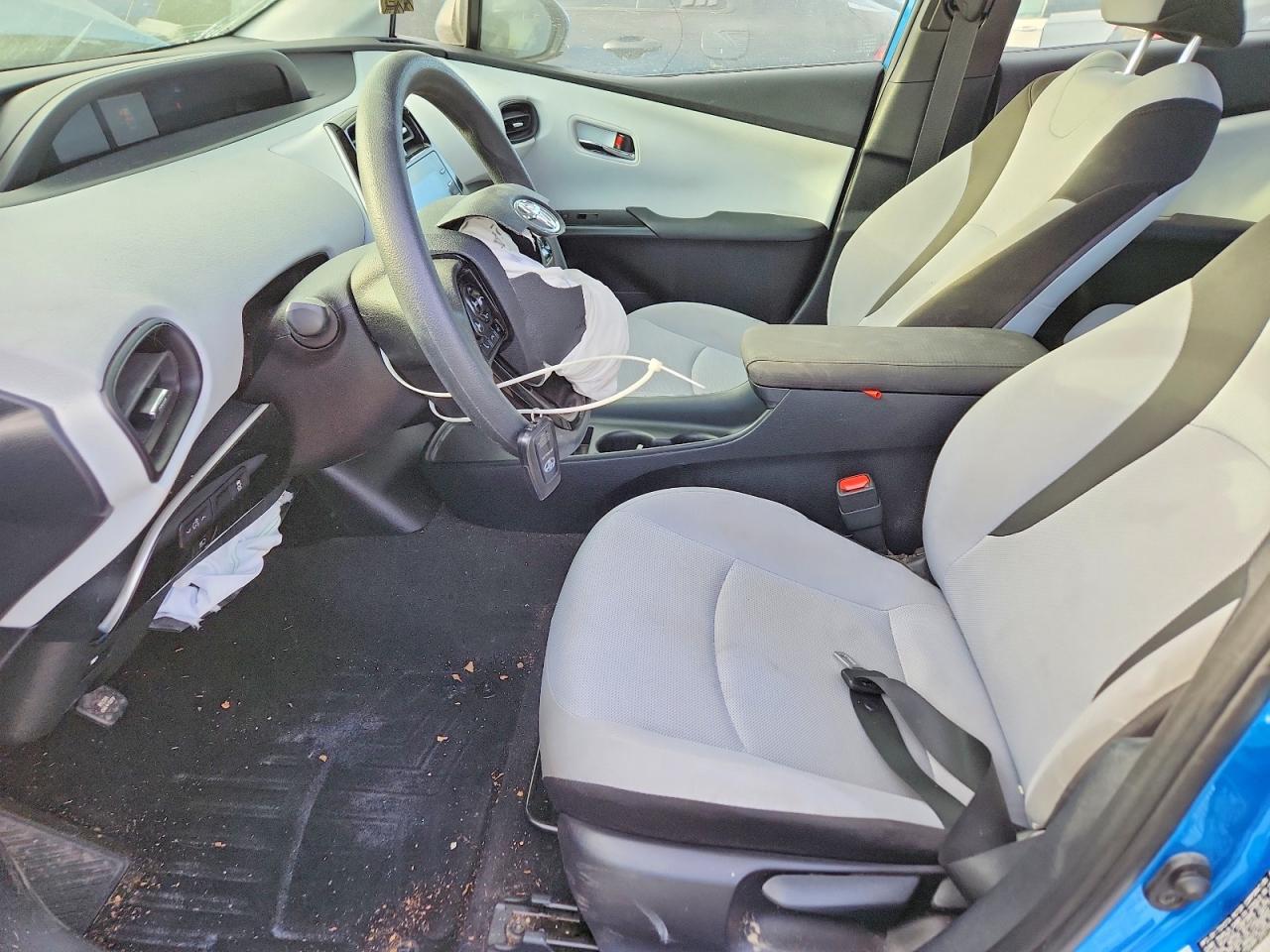 2022 TOYOTA PRIUS