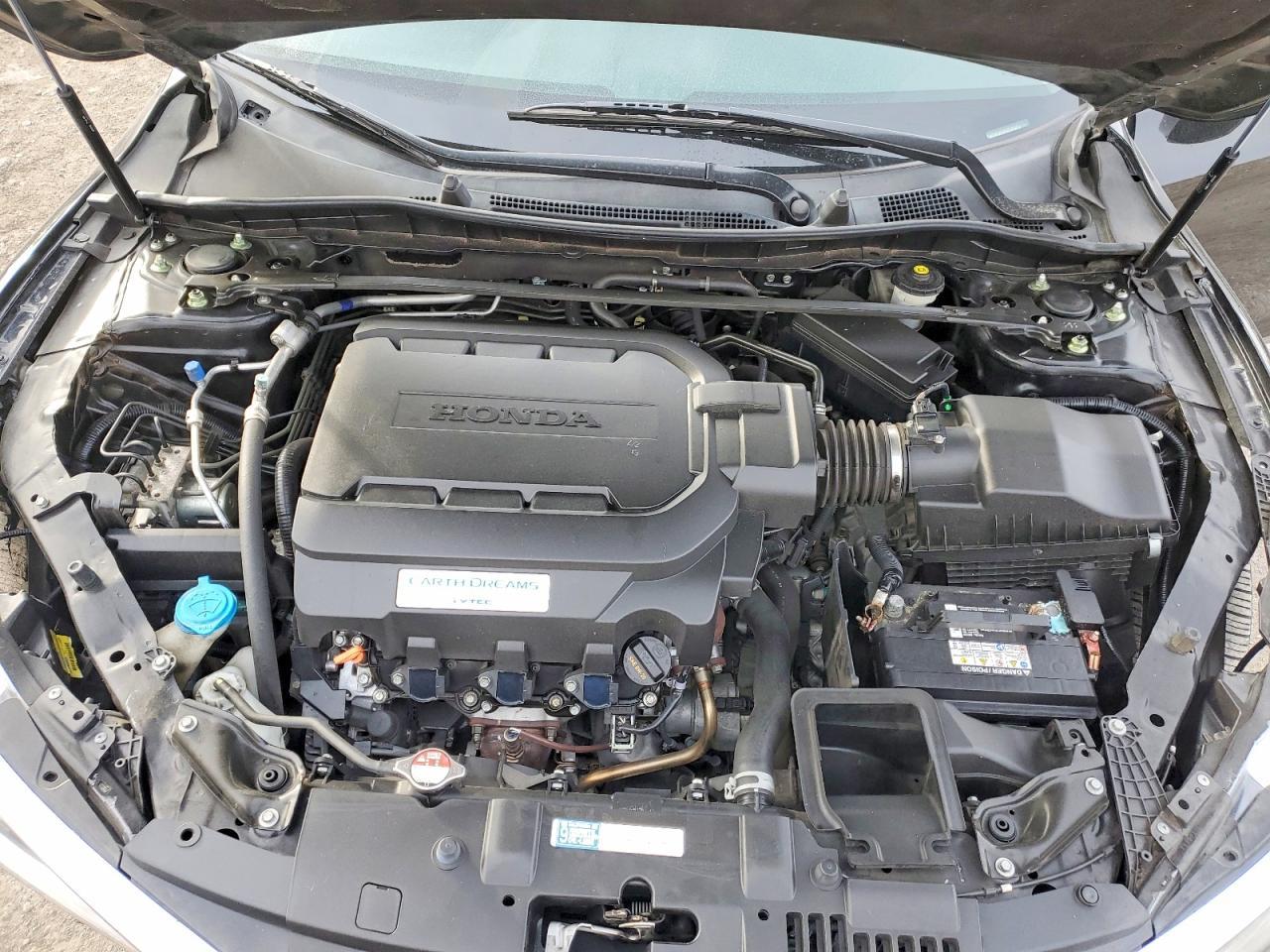 2017 HONDA ACCORD