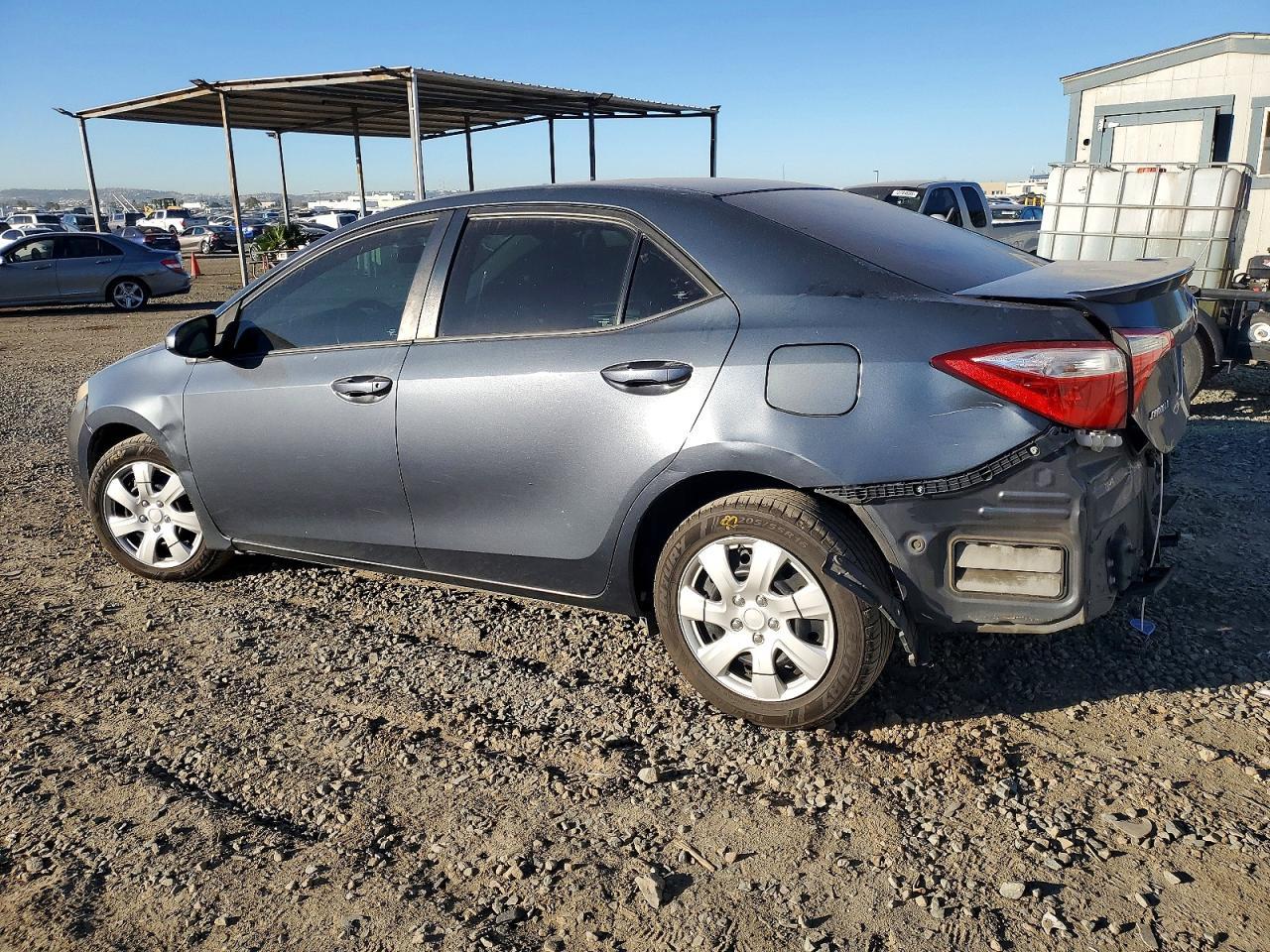 2015 TOYOTA COROLLA
