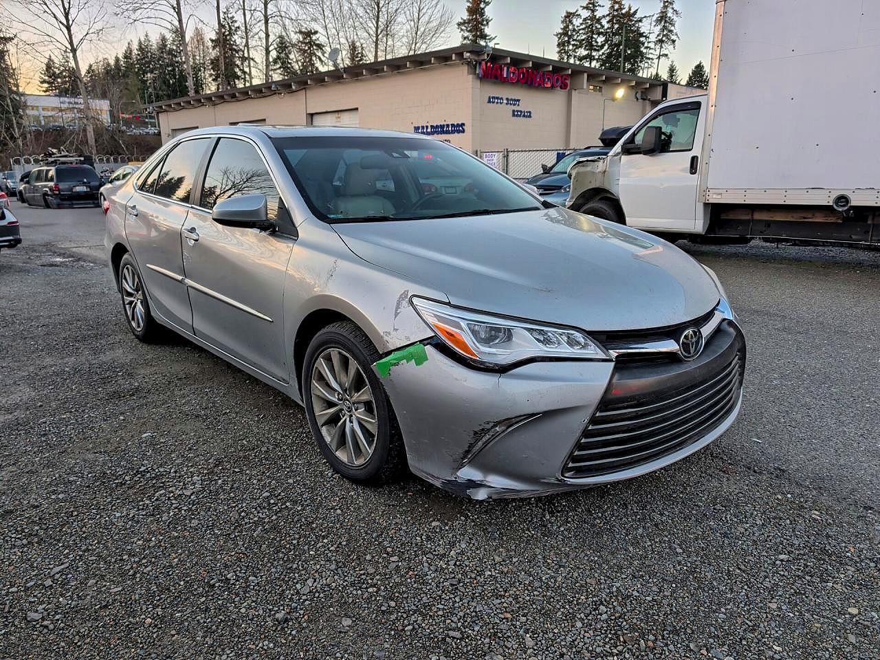 2017 TOYOTA CAMRY