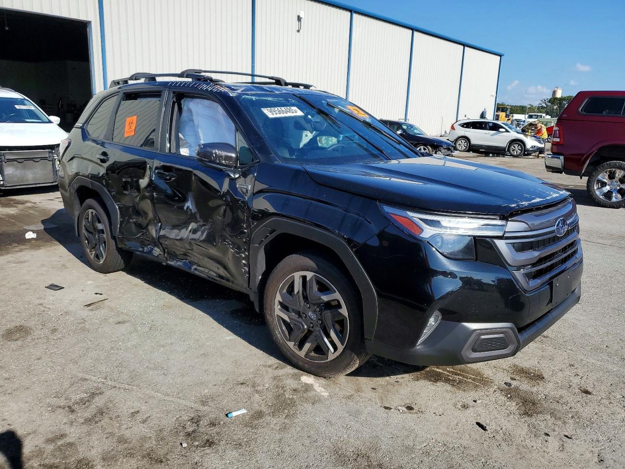 2025 SUBARU FORESTER