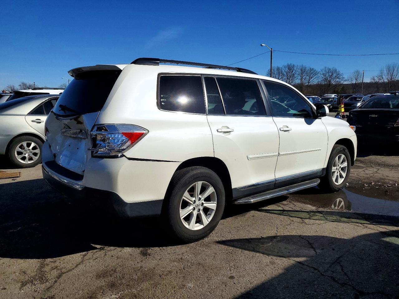 2013 TOYOTA HIGHLANDER
