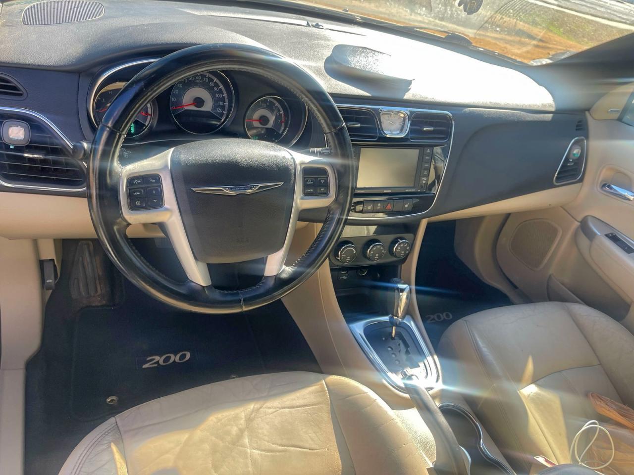 2014 CHRYSLER 200