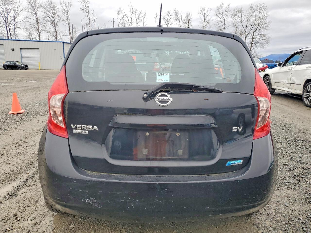 2015 NISSAN