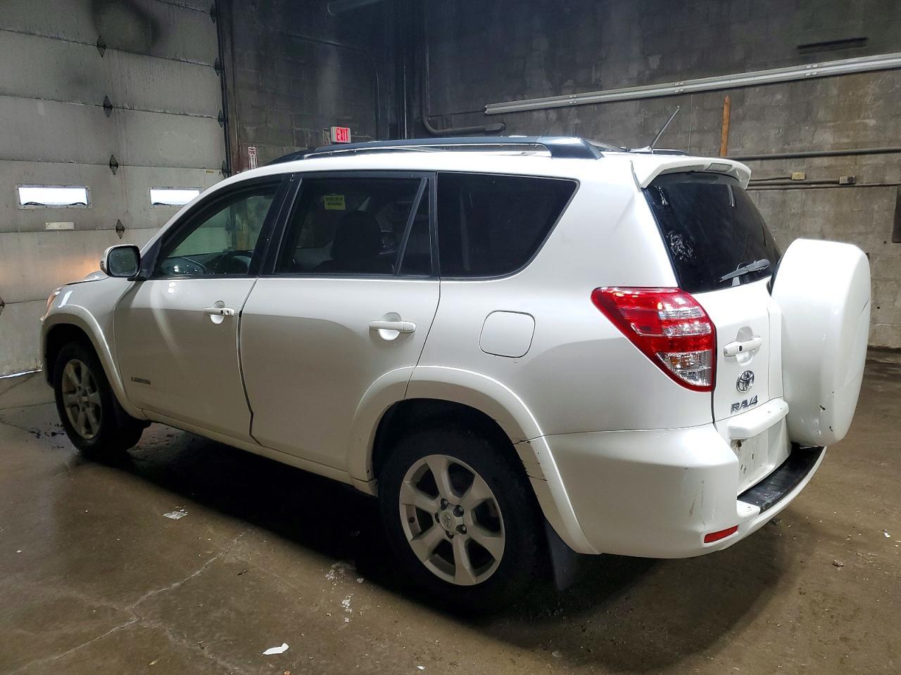 2011 TOYOTA RAV4