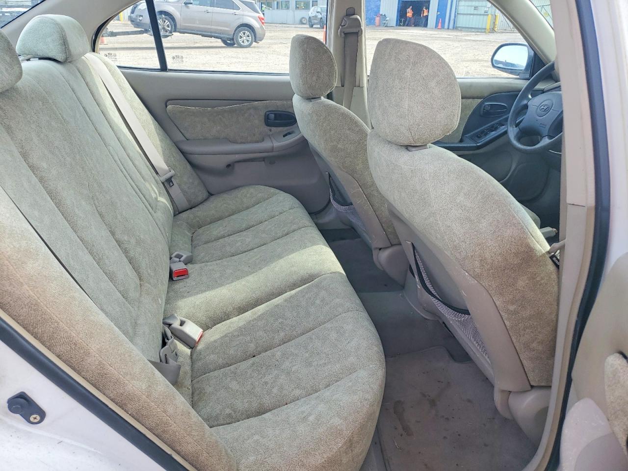 2001 HYUNDAI ELANTRA