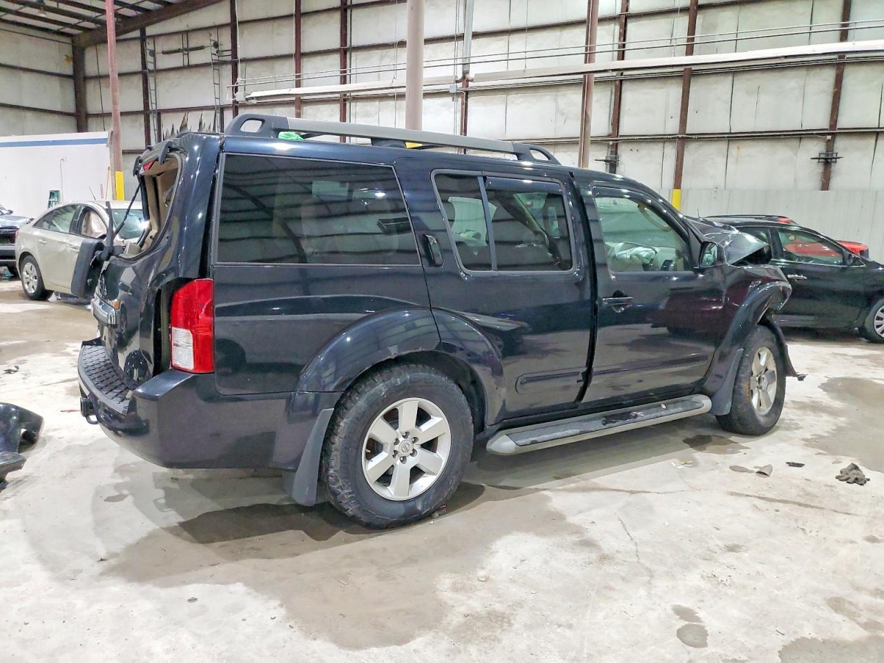 2012 NISSAN PATHFINDER