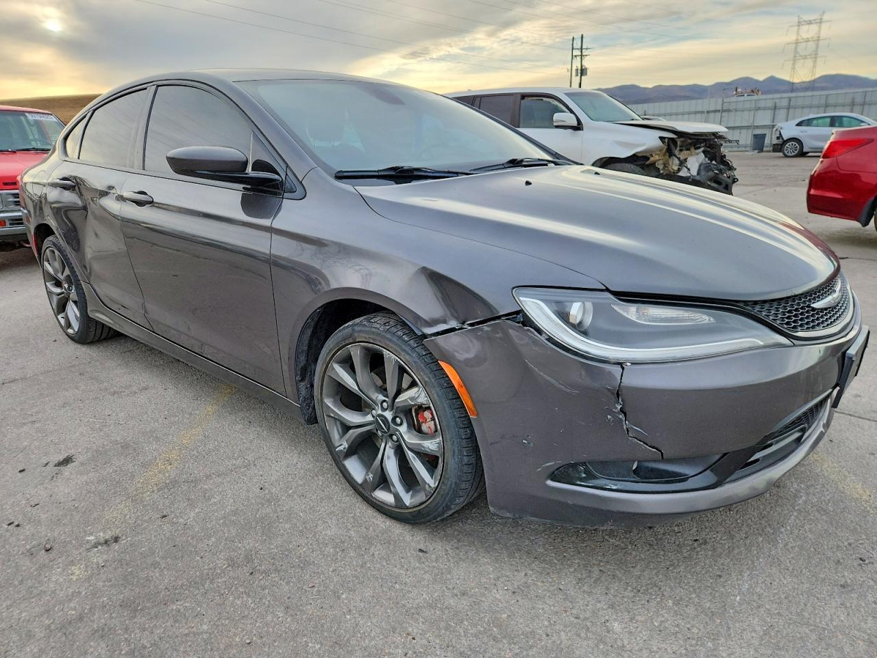 2015 CHRYSLER 200