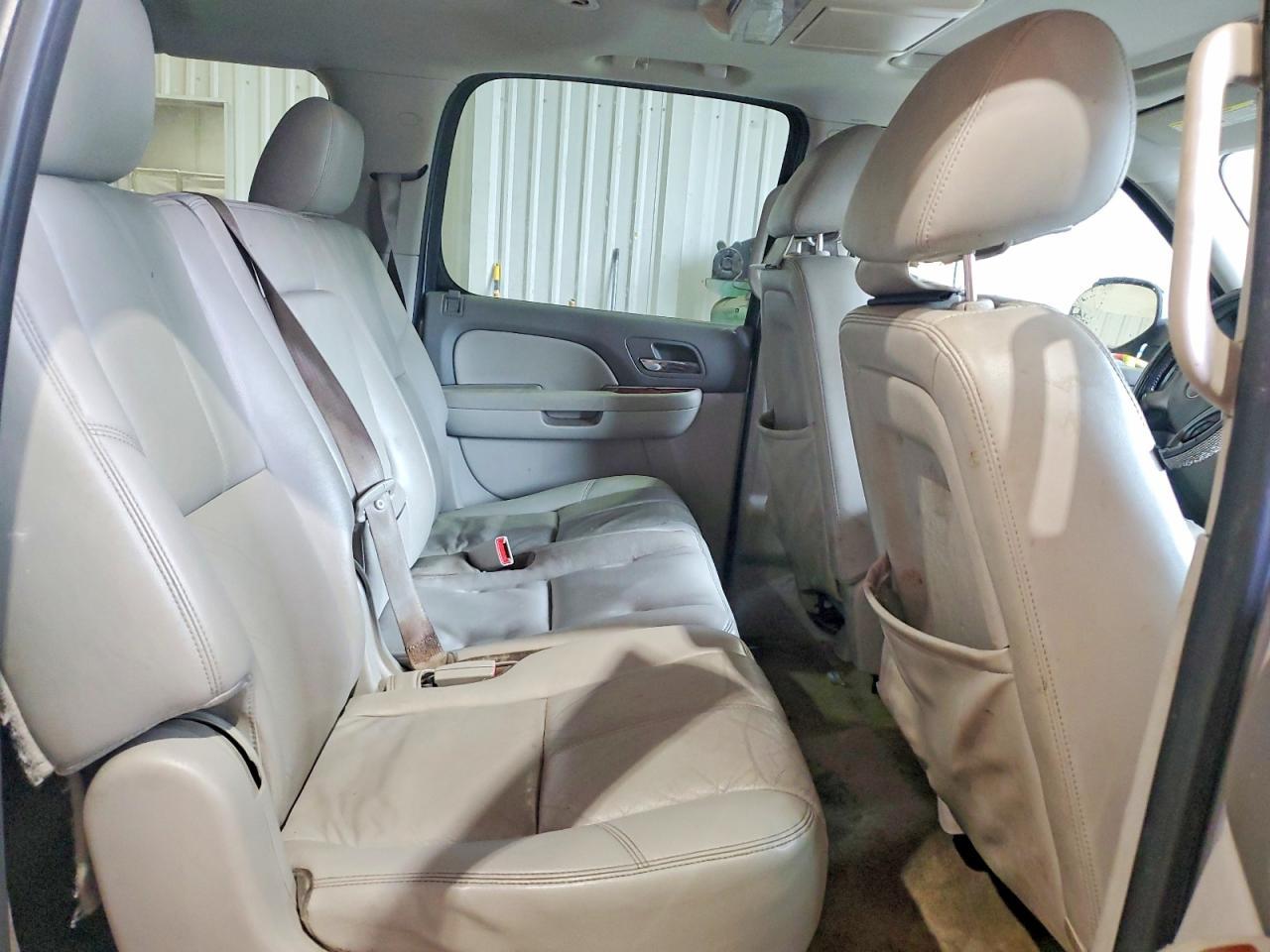 2012 CHEVROLET Suburban