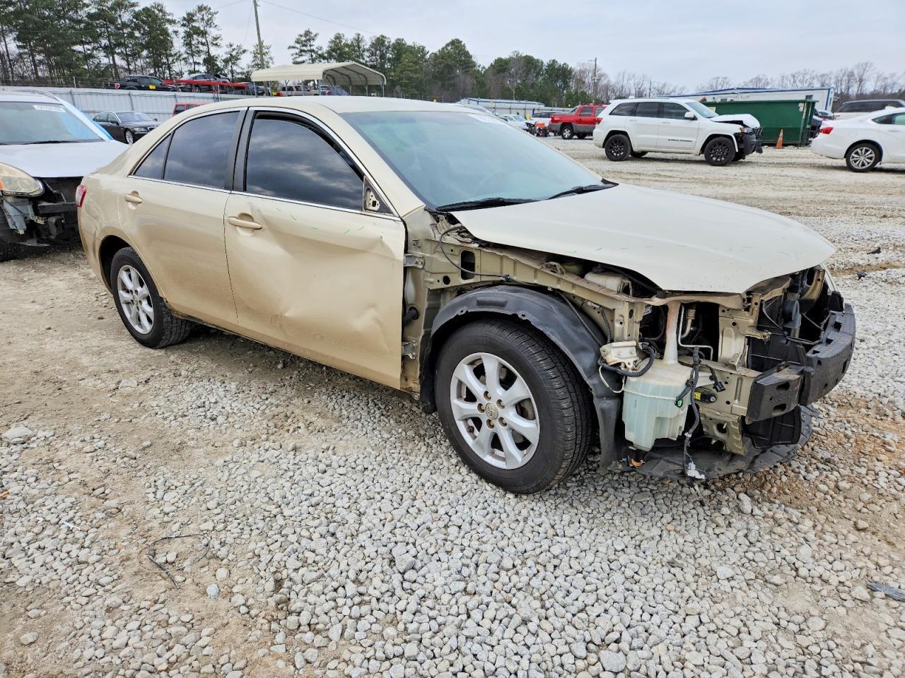 2011 TOYOTA CAMRY