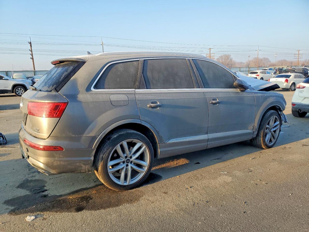 2017 AUDI Q7