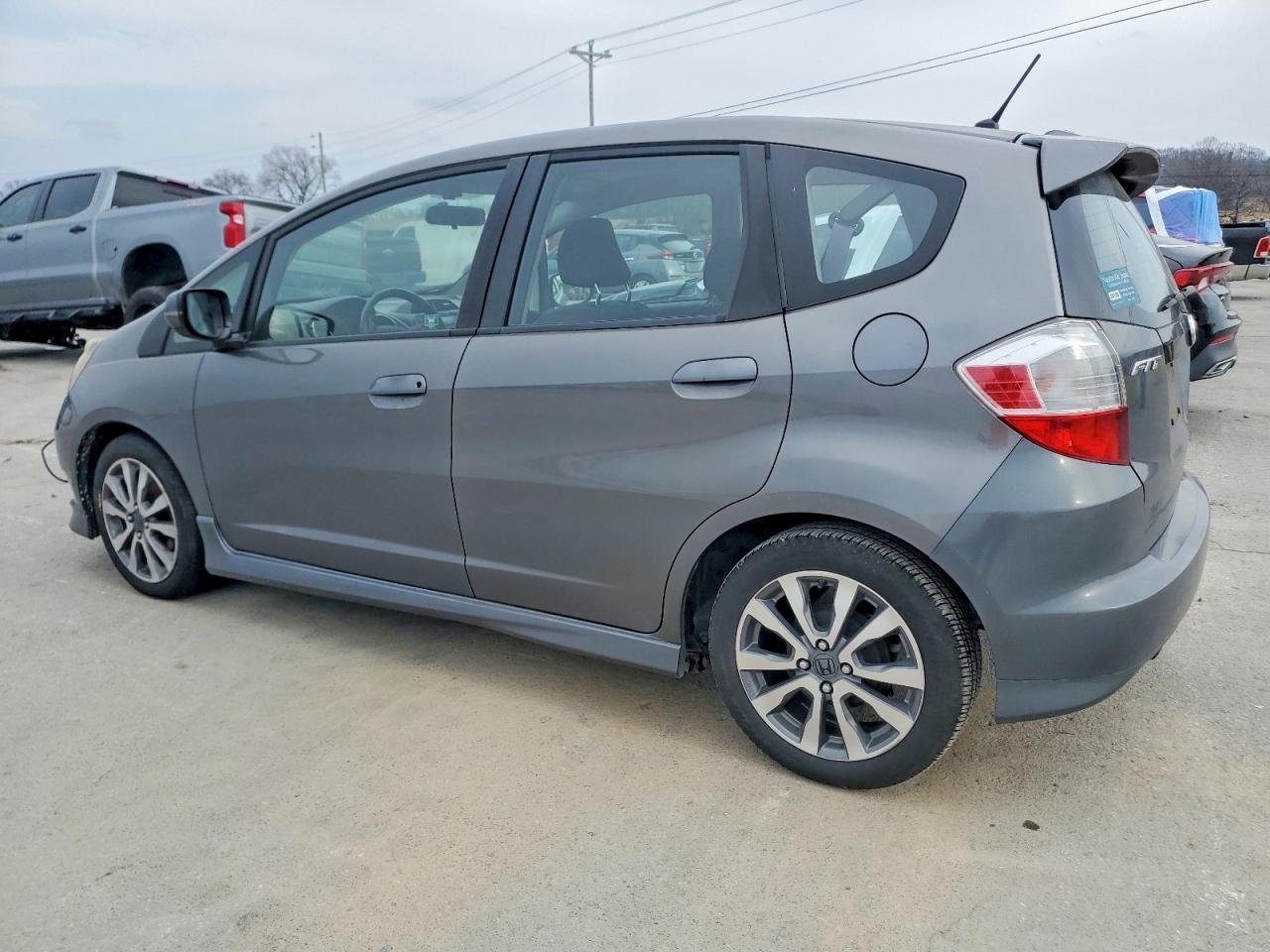 2013 HONDA FIT