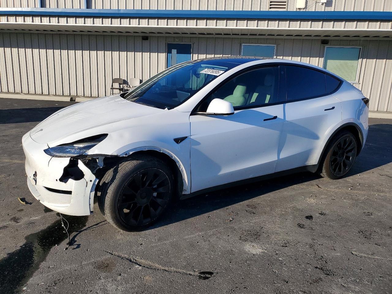 2022 TESLA MODEL Y