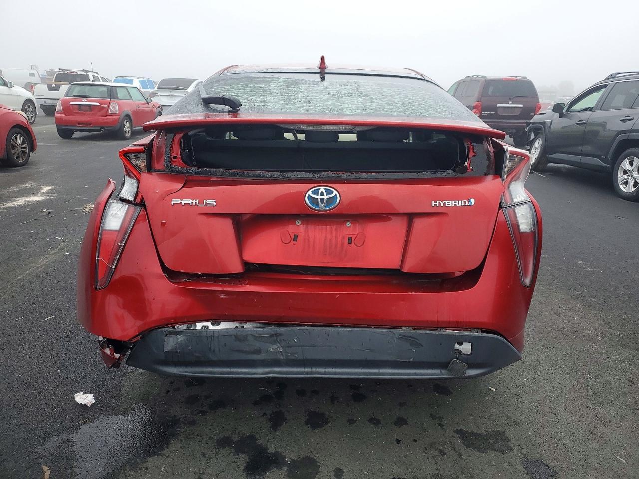2016 TOYOTA PRIUS