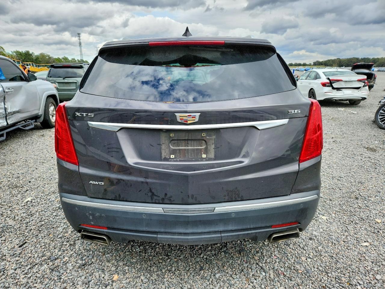 2019 CADILLAC XT5