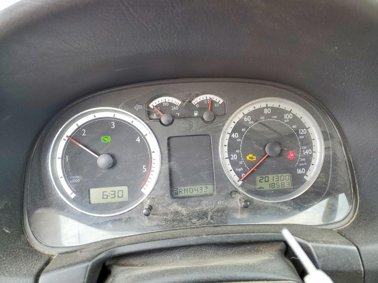 2005 VOLKSWAGEN JETTA