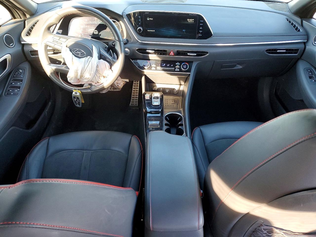 2022 HYUNDAI SONATA
