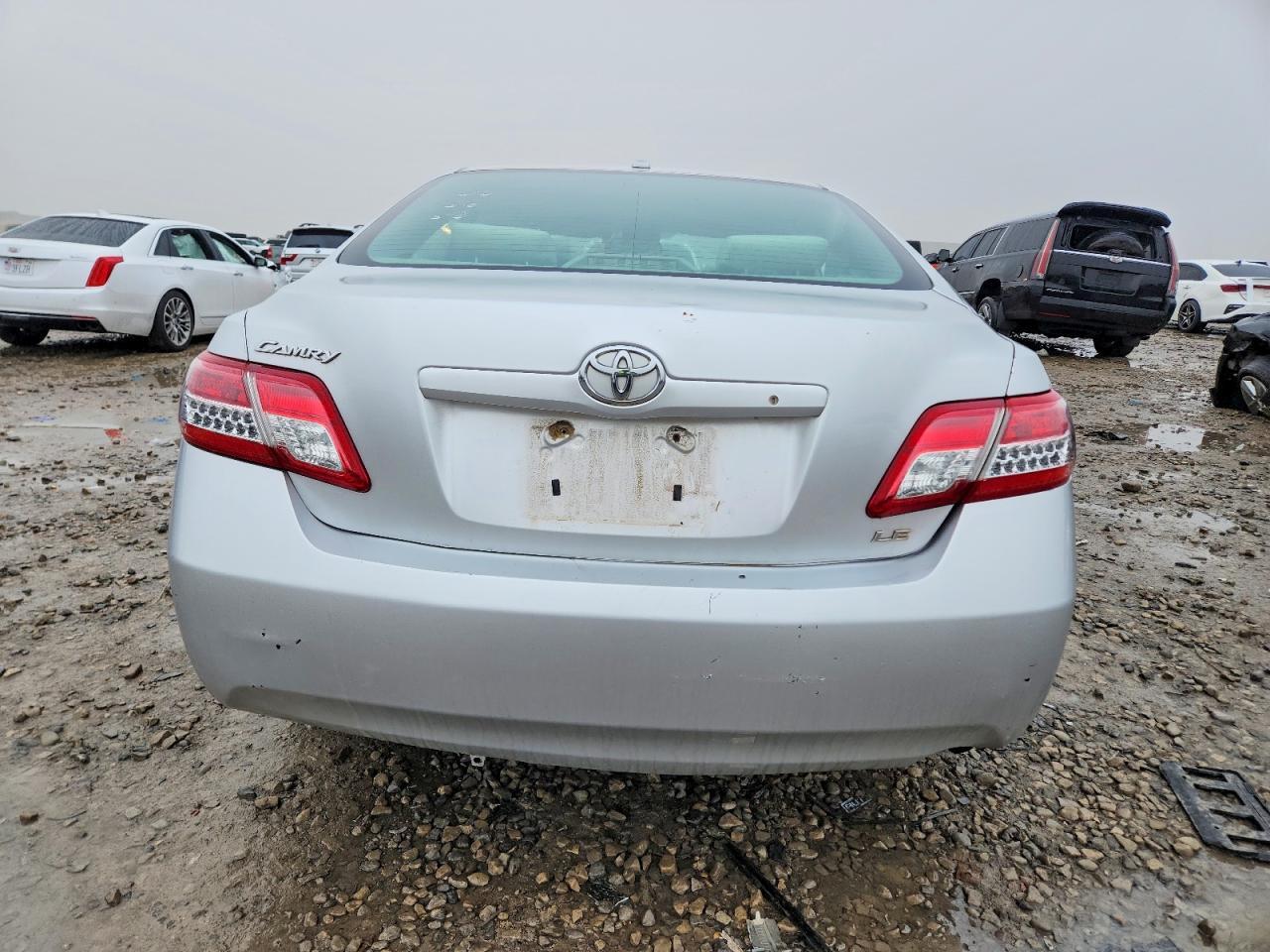 2010 TOYOTA CAMRY